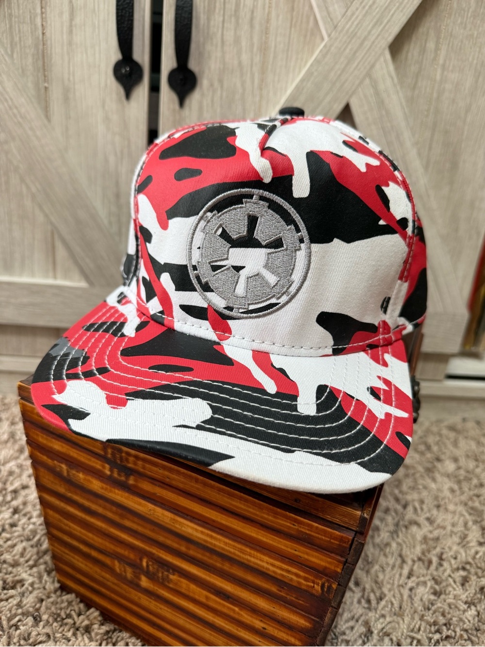 Star Wars Galactic Empire Red Camo Snapback Hat - Like New